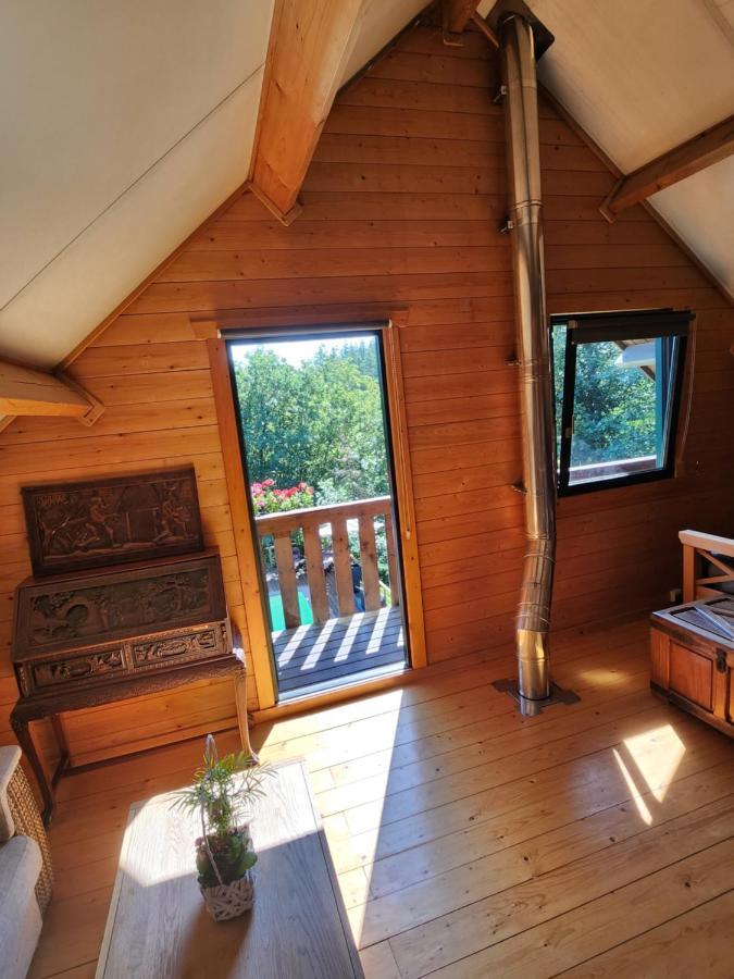 Somme-Leuze Le Chalet Du Cerf - Chambre D'Hote المظهر الخارجي الصورة